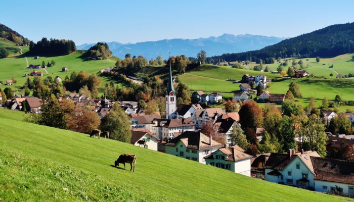 企業の投資先と「働き手の再生産」：共有地の悲劇としての日本の労働市場 – 歩きながら考える vol.103