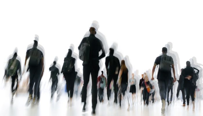 通信制高校が10人に1人の時代に考える、「みんな一緒」の終わりの始まり – 歩きながら考える vol.120