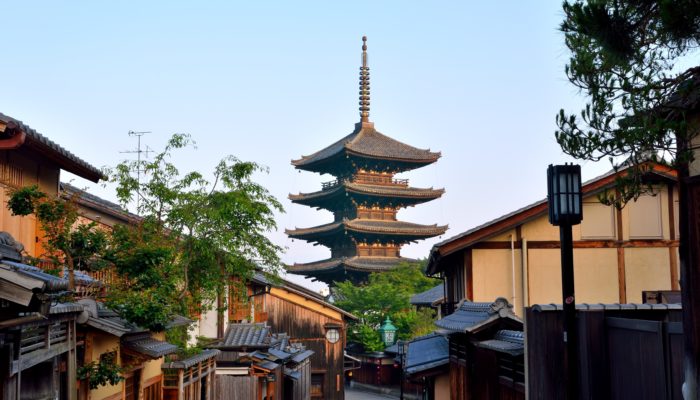 京都ブランドは誰のもの？京都が抱えるインバウンドのジレンマ – 歩きながら考える vol.132