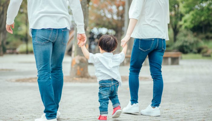 育休制度が充実すると幸福度が下がる？日本の職場が抱える「思いやりのジレンマ」- 歩きながら考える vol.139