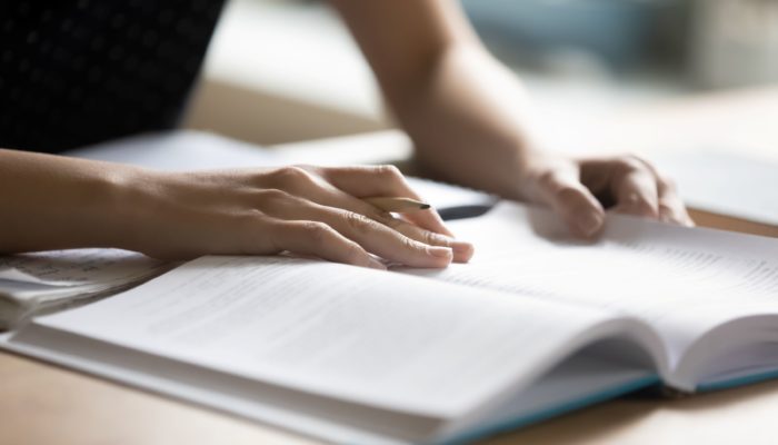 AI時代、論文の「査読」は機能し続けられるか？ – 歩きながら考える vol.224